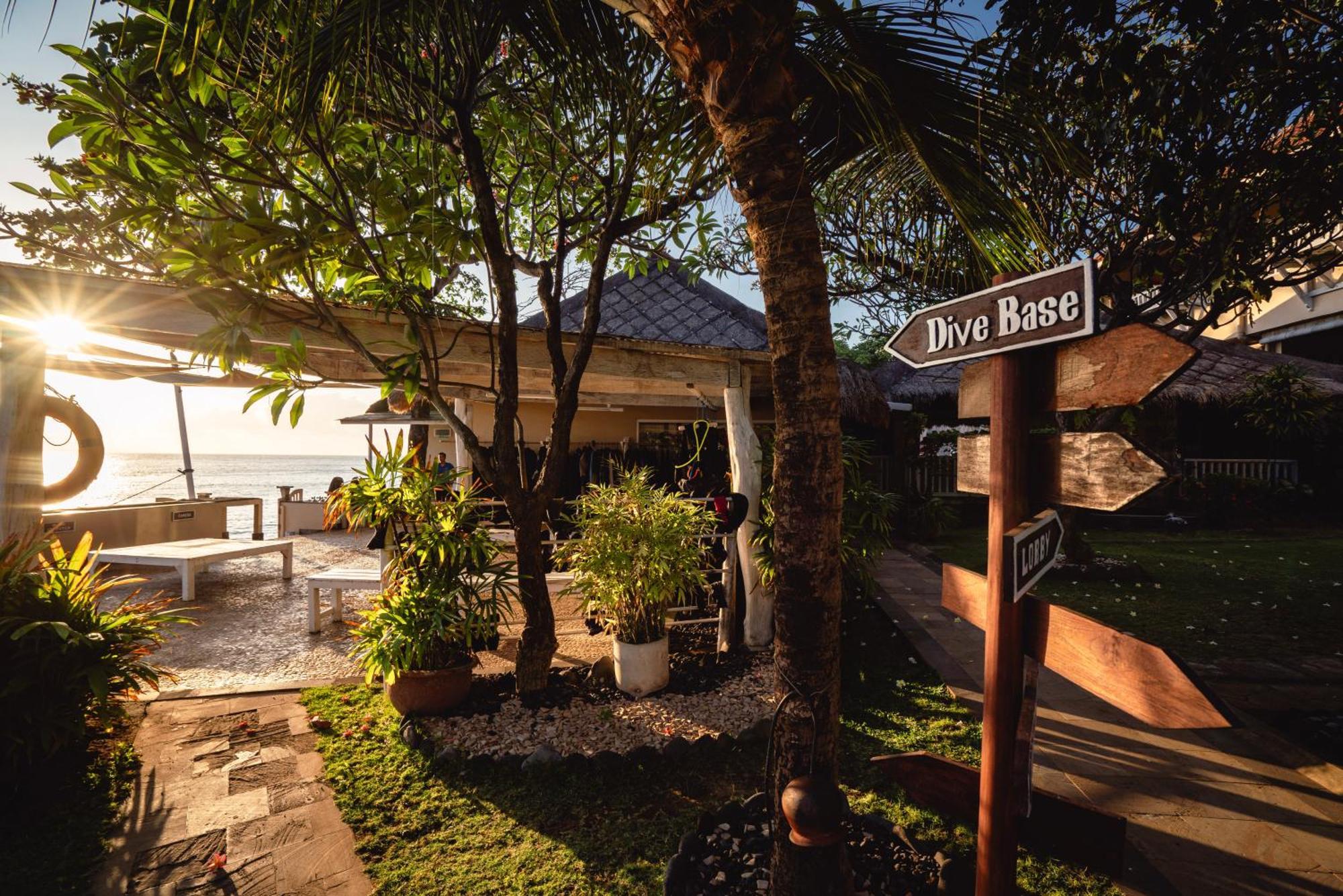Tauch Terminal Resort Tulamben & Spa Exterior foto